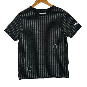 More Than An Athlete T Shirt Men's Uninterrupted‎ Black & White Lebron James M